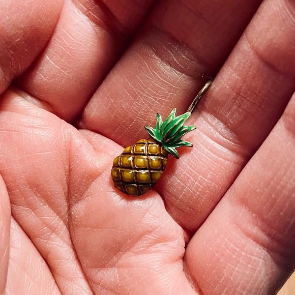 Pineapple Dangle Earrings - Picture 2 of 3